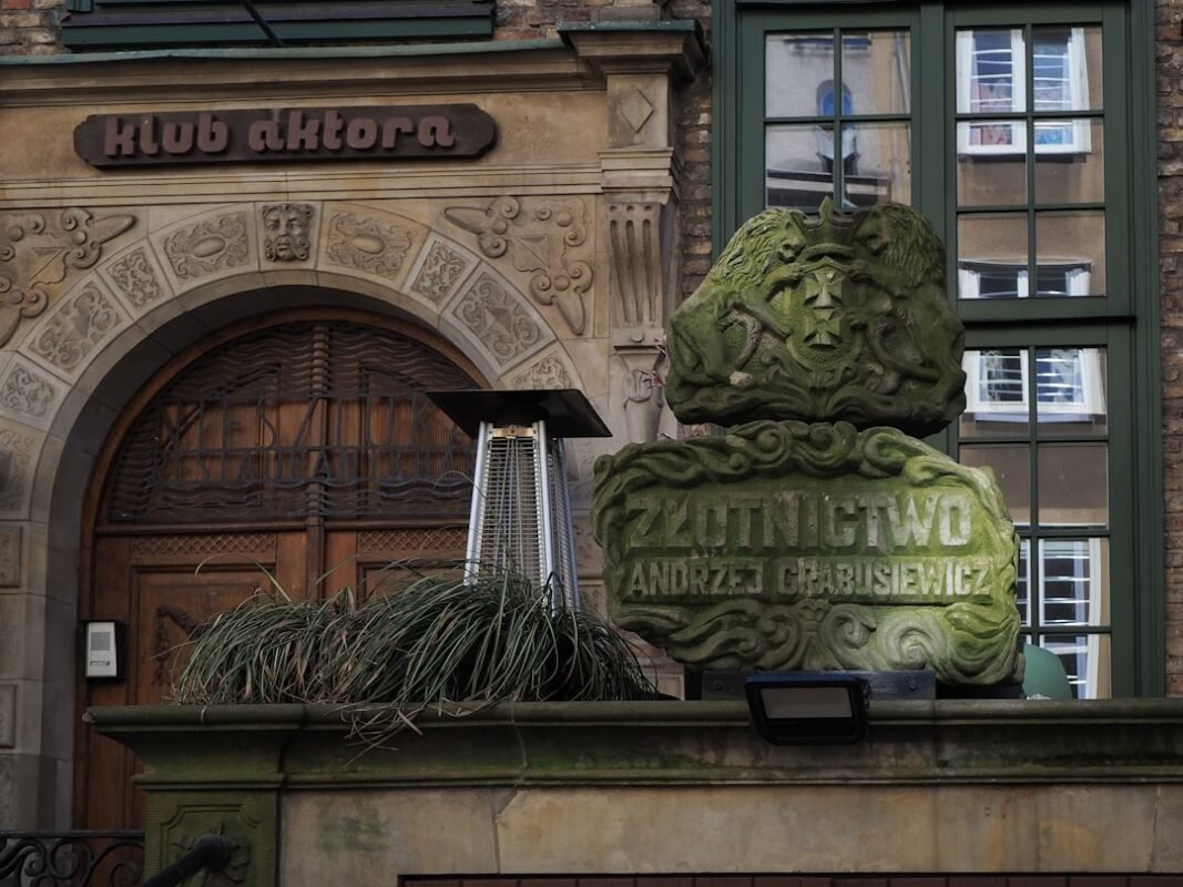 Weed shop exterior in Madrid